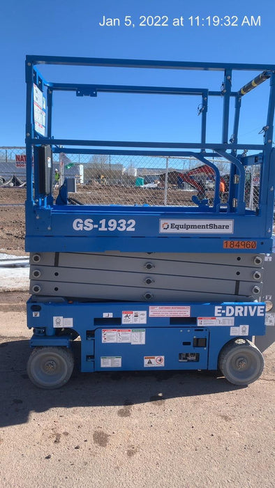 2021 GENIE GS-1932