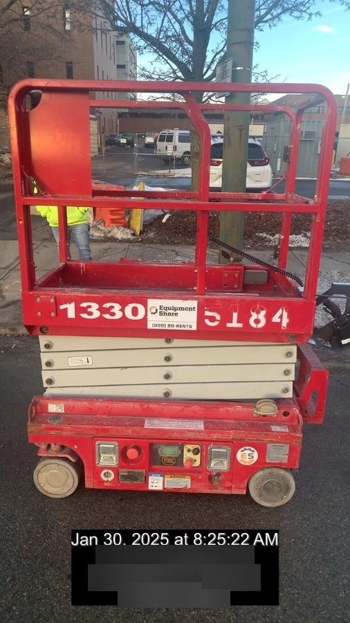 2017 MEC 1330SE 13' Scissor Lift w/2 Year Extended Full Warranty
