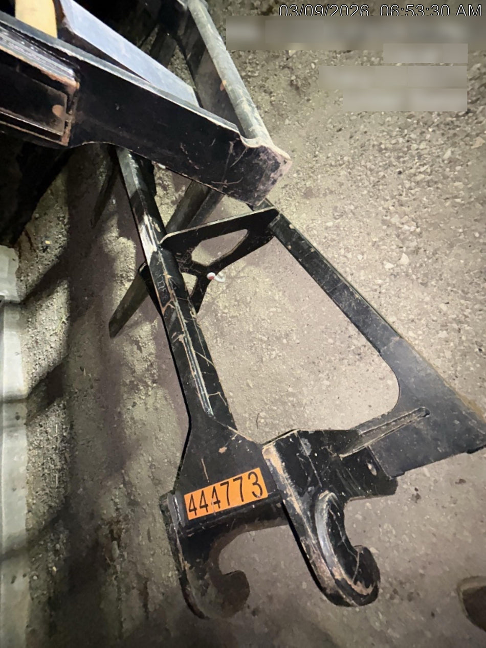 2024 JLG 1001275853