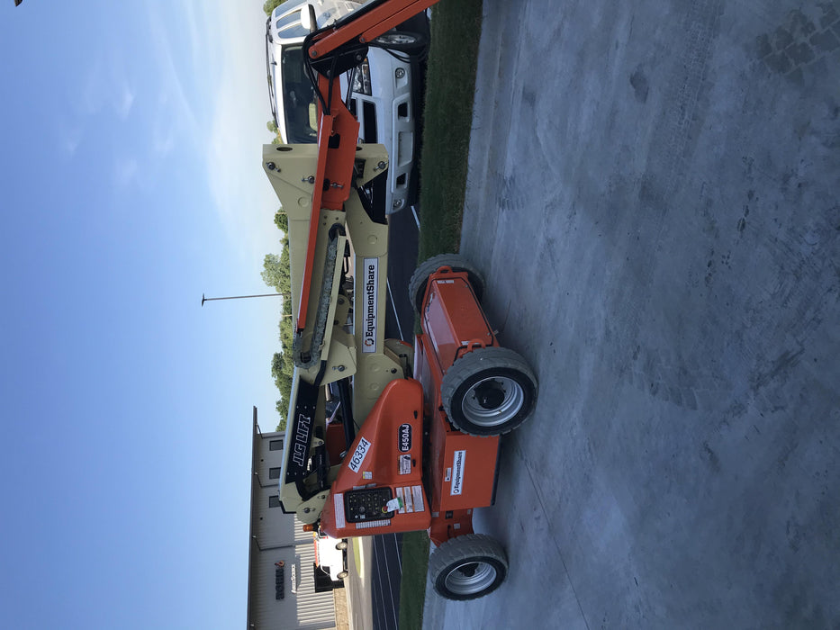 2019 JLG E450AJ