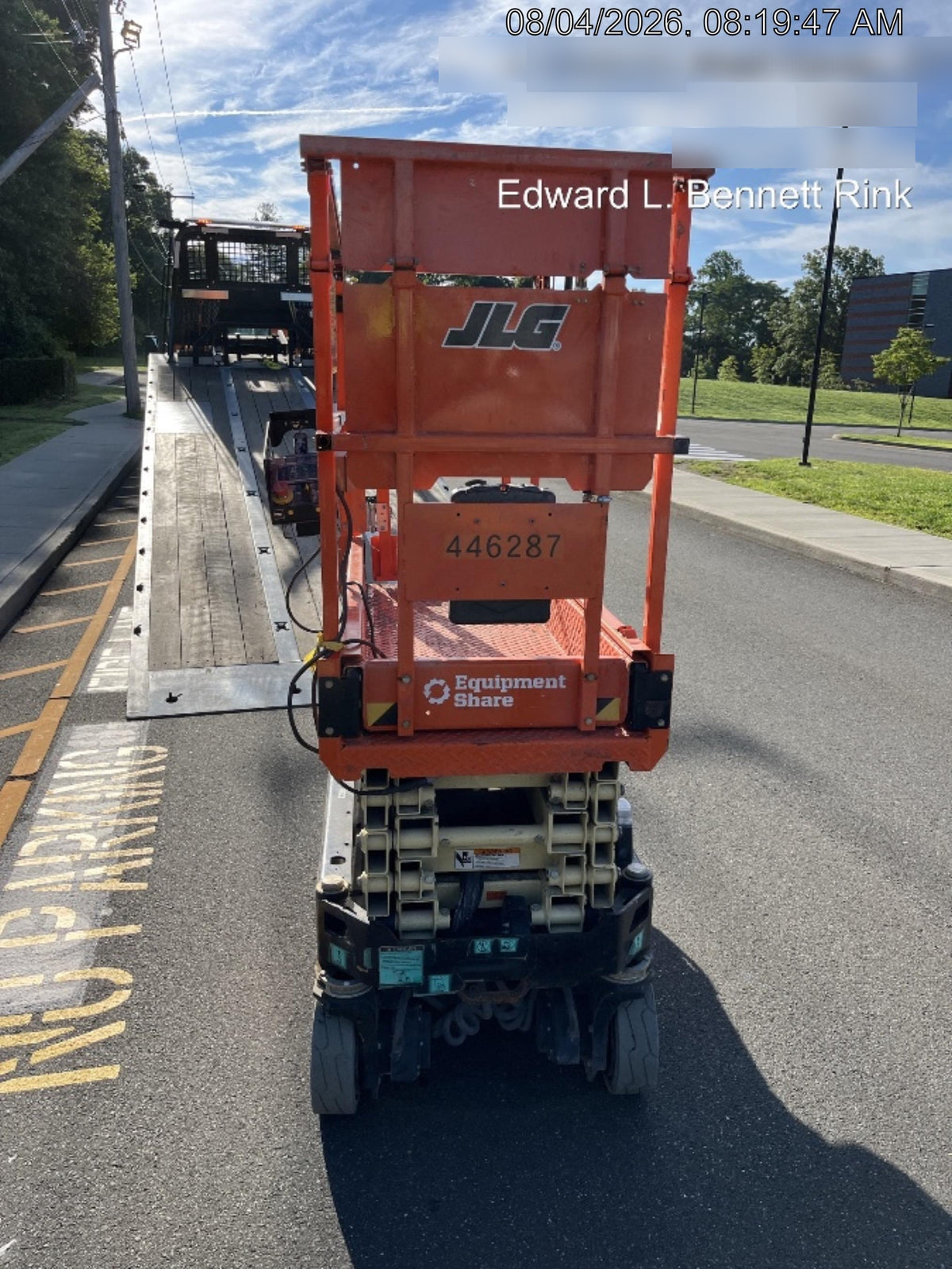 2024 JLG ES1932