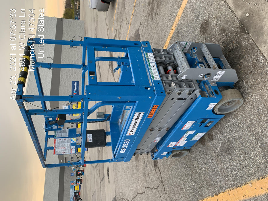 2020 Genie GS-1930 Solid Non Marking Tires, Beacon, Folding rails with half height swing gate