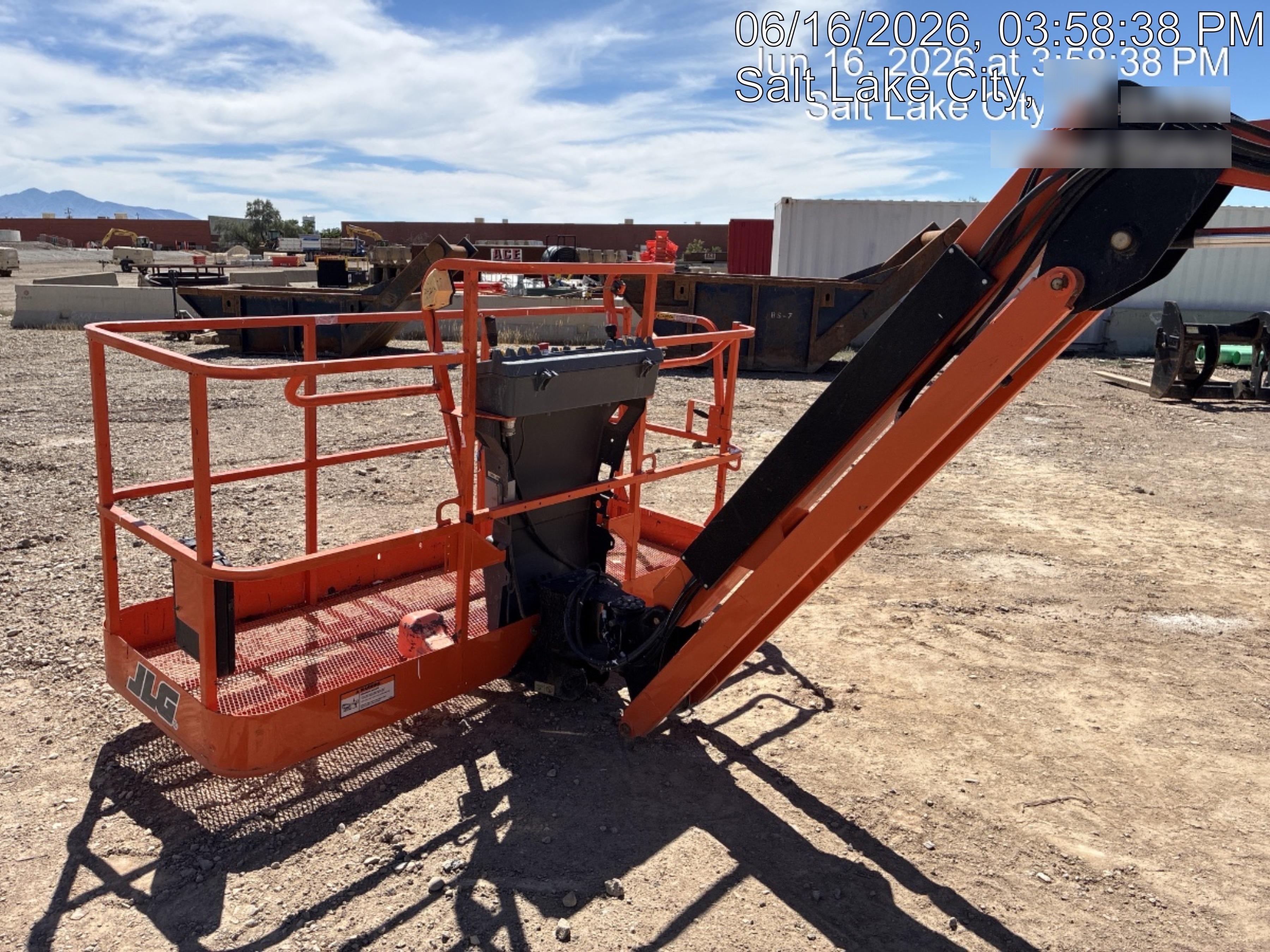 2019 JLG 460SJ