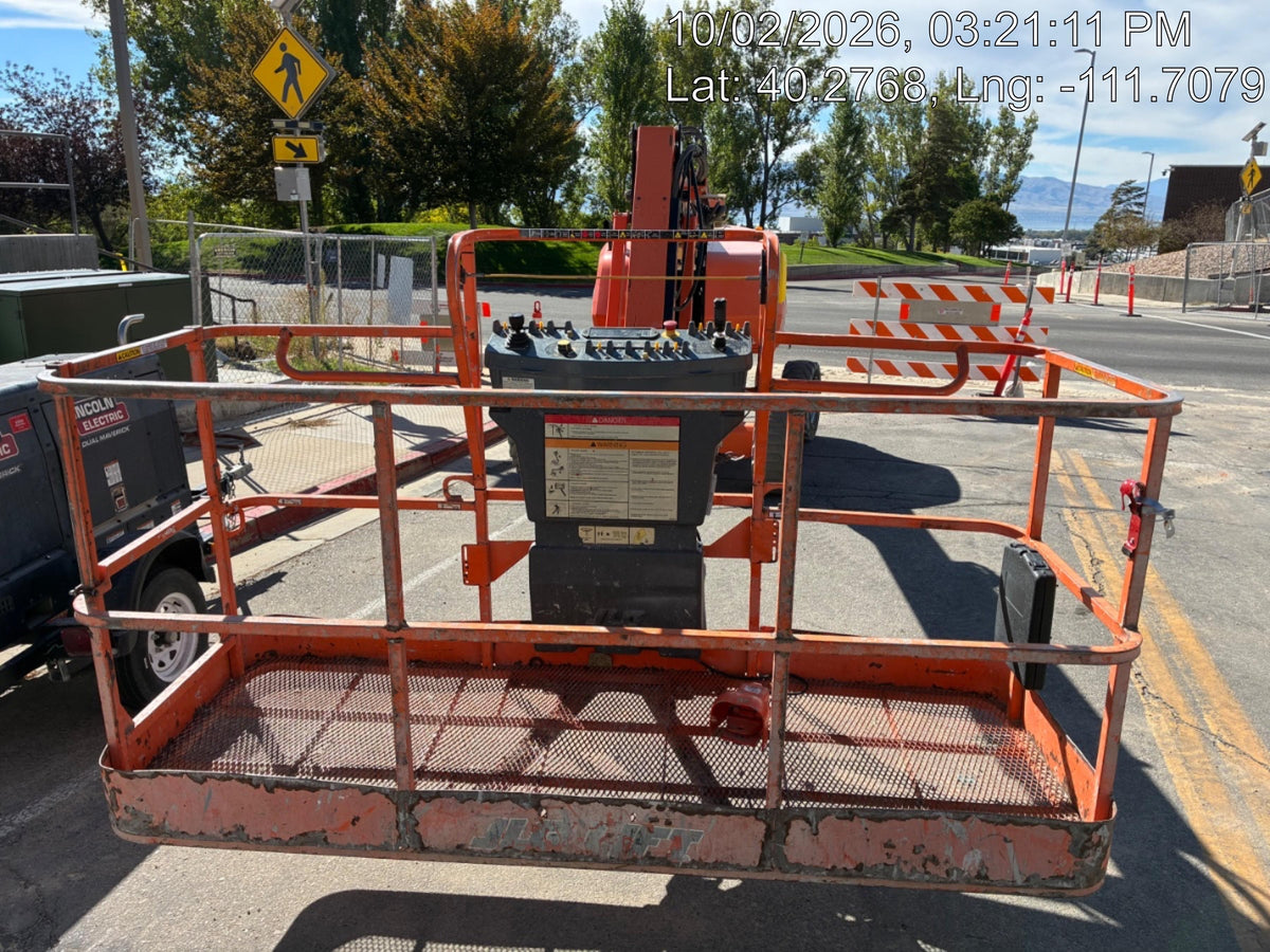2019 JLG 460SJ