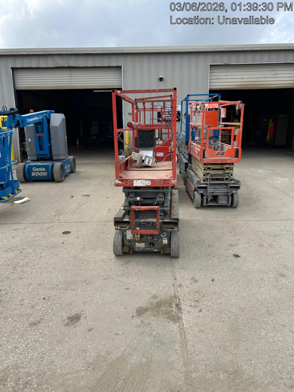 2018 Skyjack SJIII-3219 Skyjack SJIII3219 Scissor Lift w/Trojan Batteries