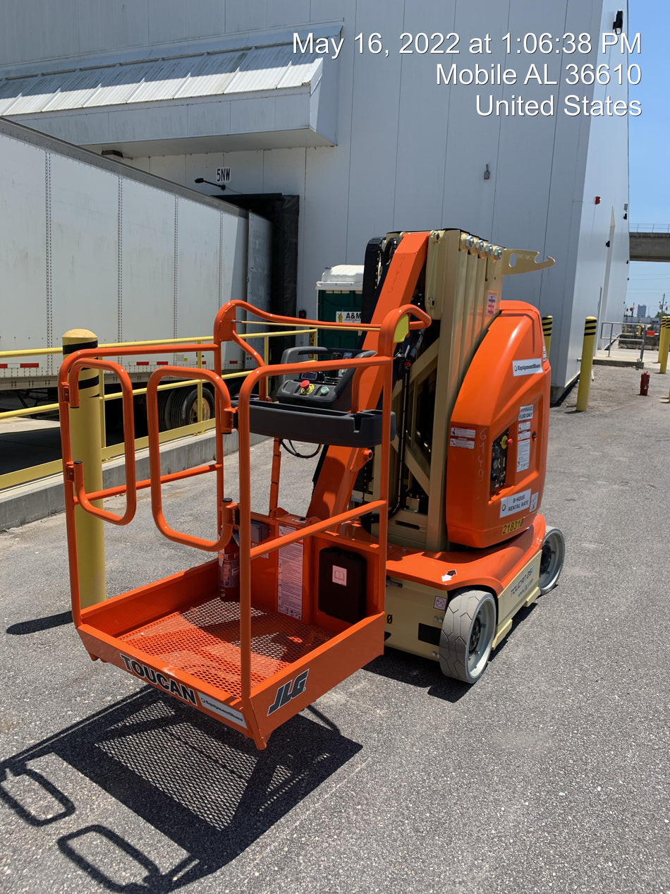 2022 JLG 26E