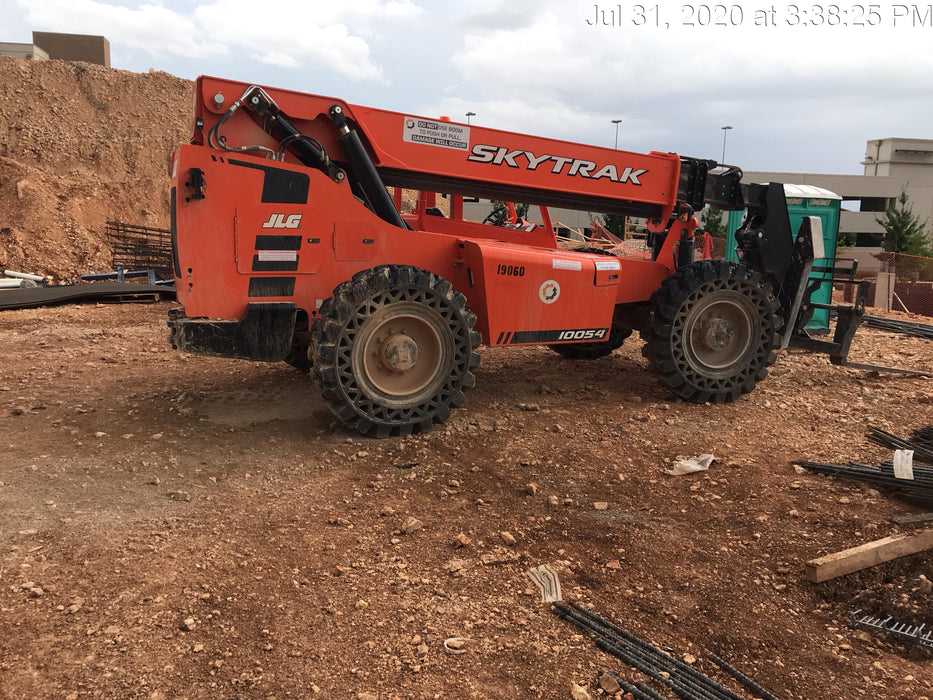 2018 SKYTRAK 10054