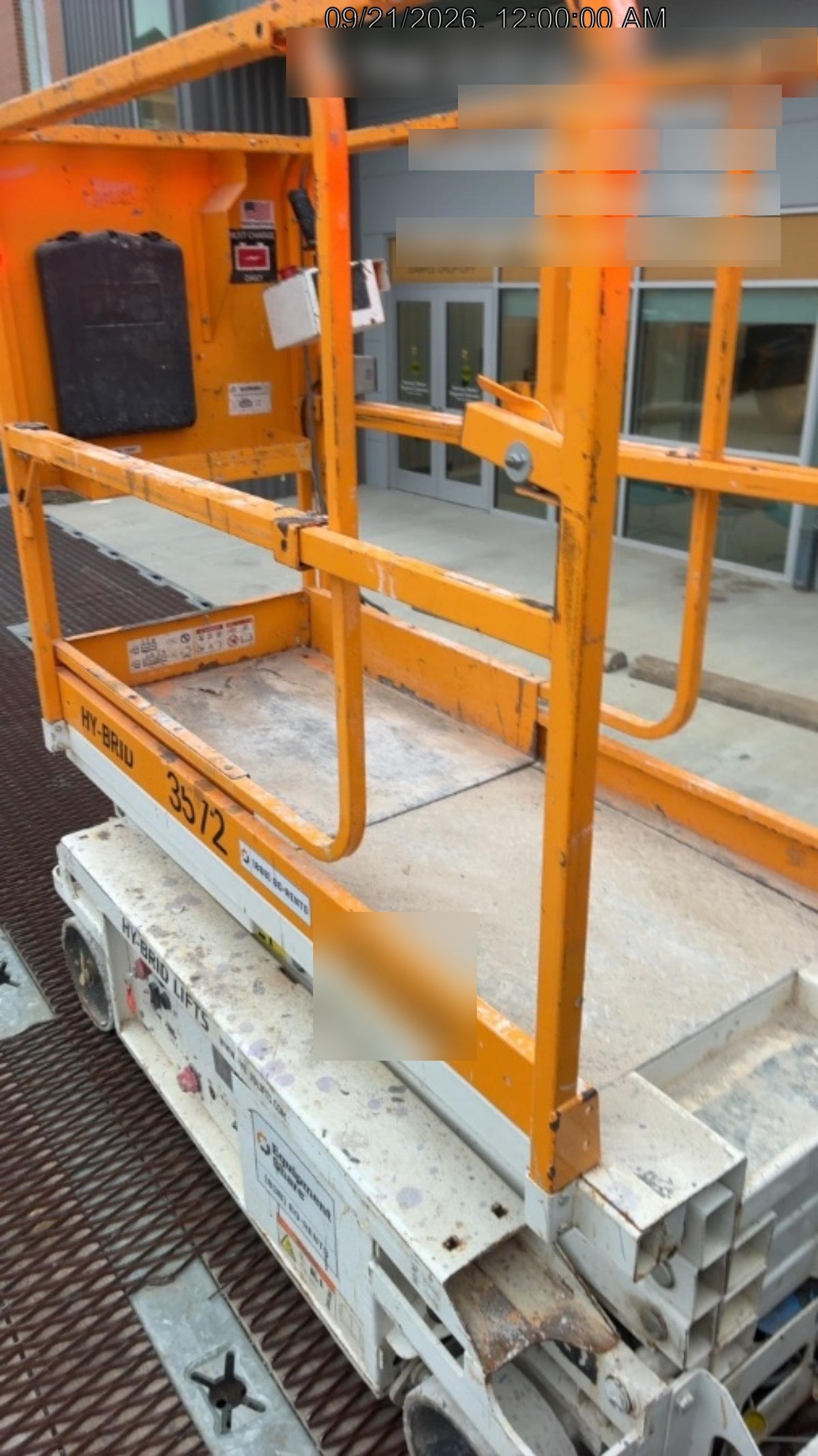 Custom Equipment HB-1430 Hy-Brid Scissor Lift
Platform capacity up to 670 lbs
Working height up to 20 ft
Weighs under 1,700 lbs
Non-marking wheels