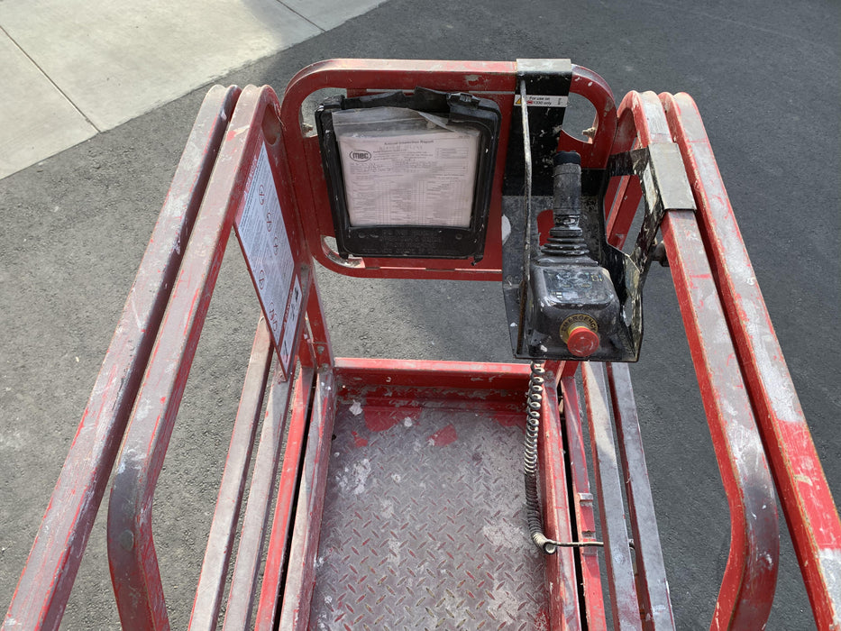 2020 MEC 1330SE Solid NM Tires, Steel Swing out Doors, LCS, Beacon, 900W Inverter