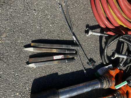 2021 AMERICAN PNEUMATIC TOOL D-handle rivet Buster