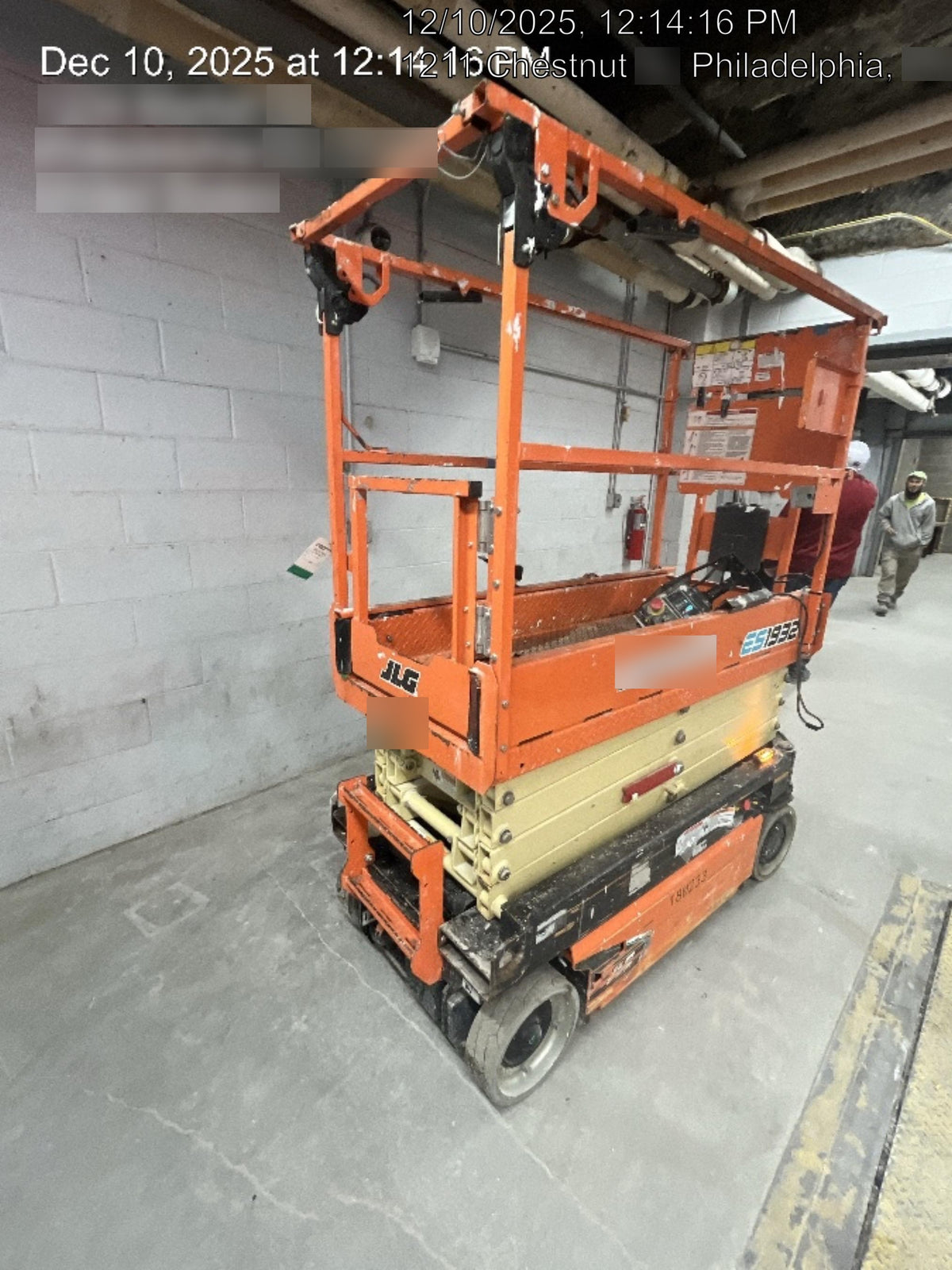 2022 JLG ES1932