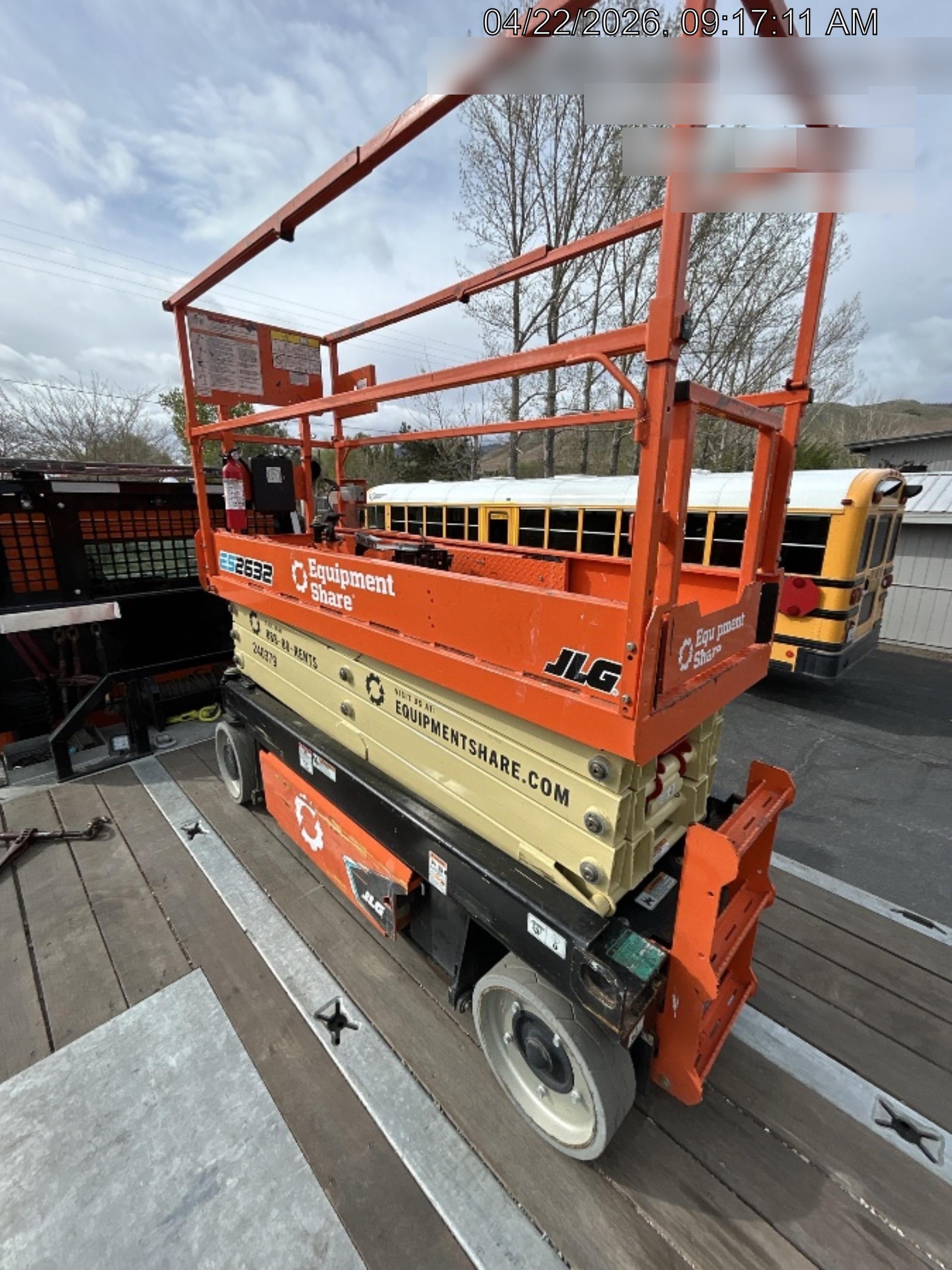 2022 JLG ES2632