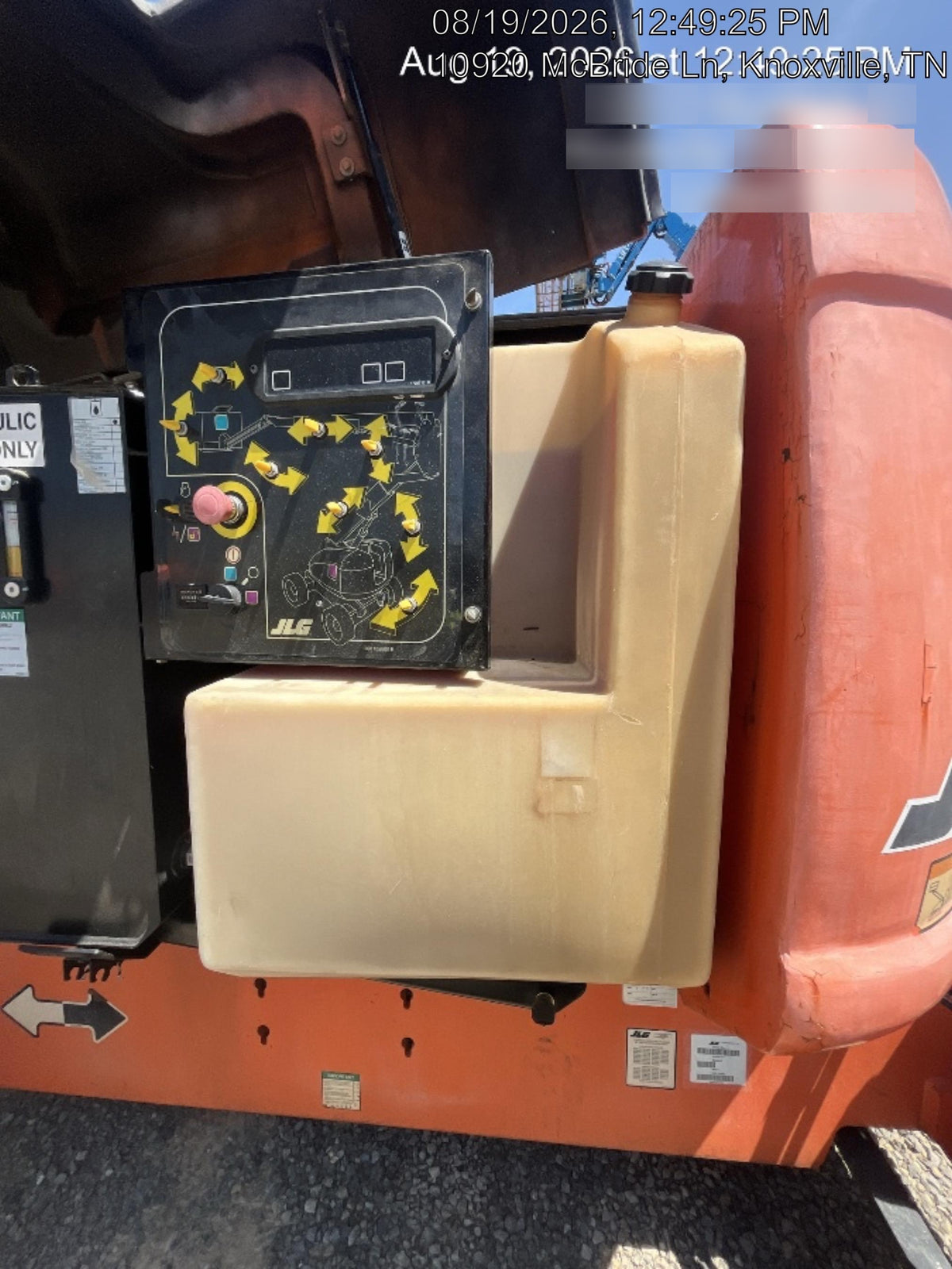 2019 JLG 600AJ