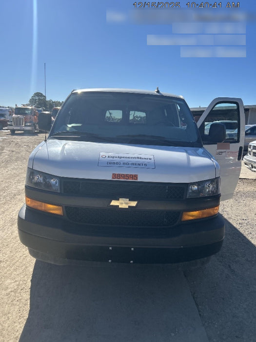 2023 CHEVROLET Express Van - Rental