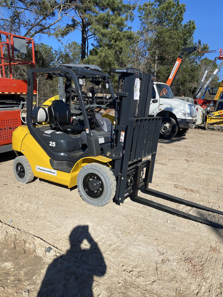 2021 KOMATSU FG25T-16