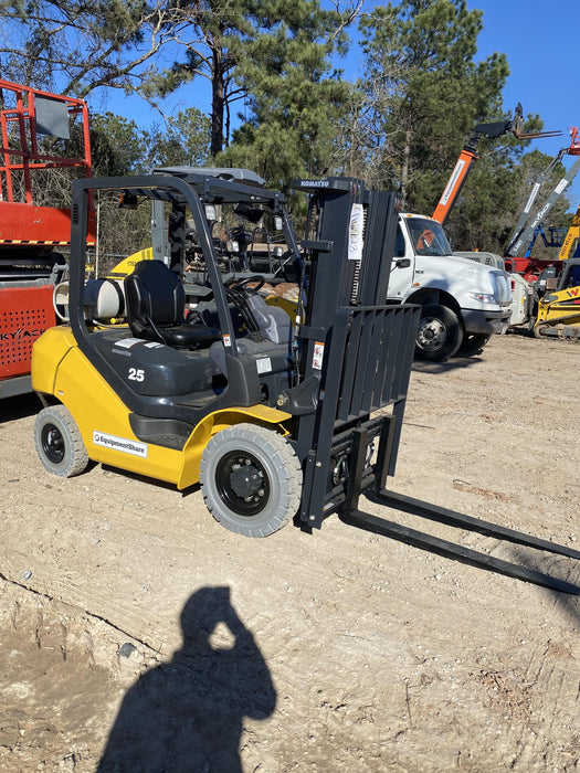 2021 KOMATSU FG25T-16