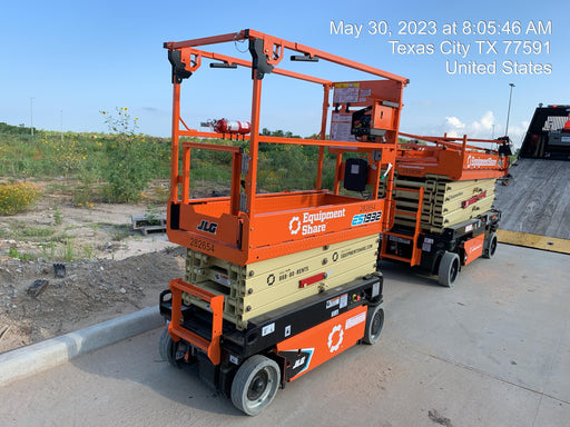 2022 JLG ES1932