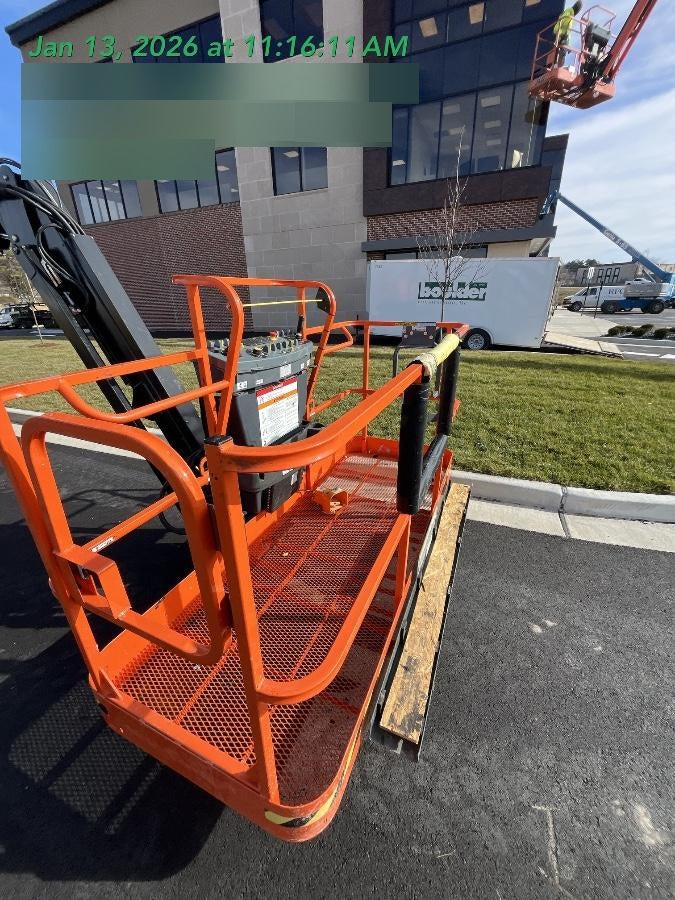 2025 JLG 660SJ