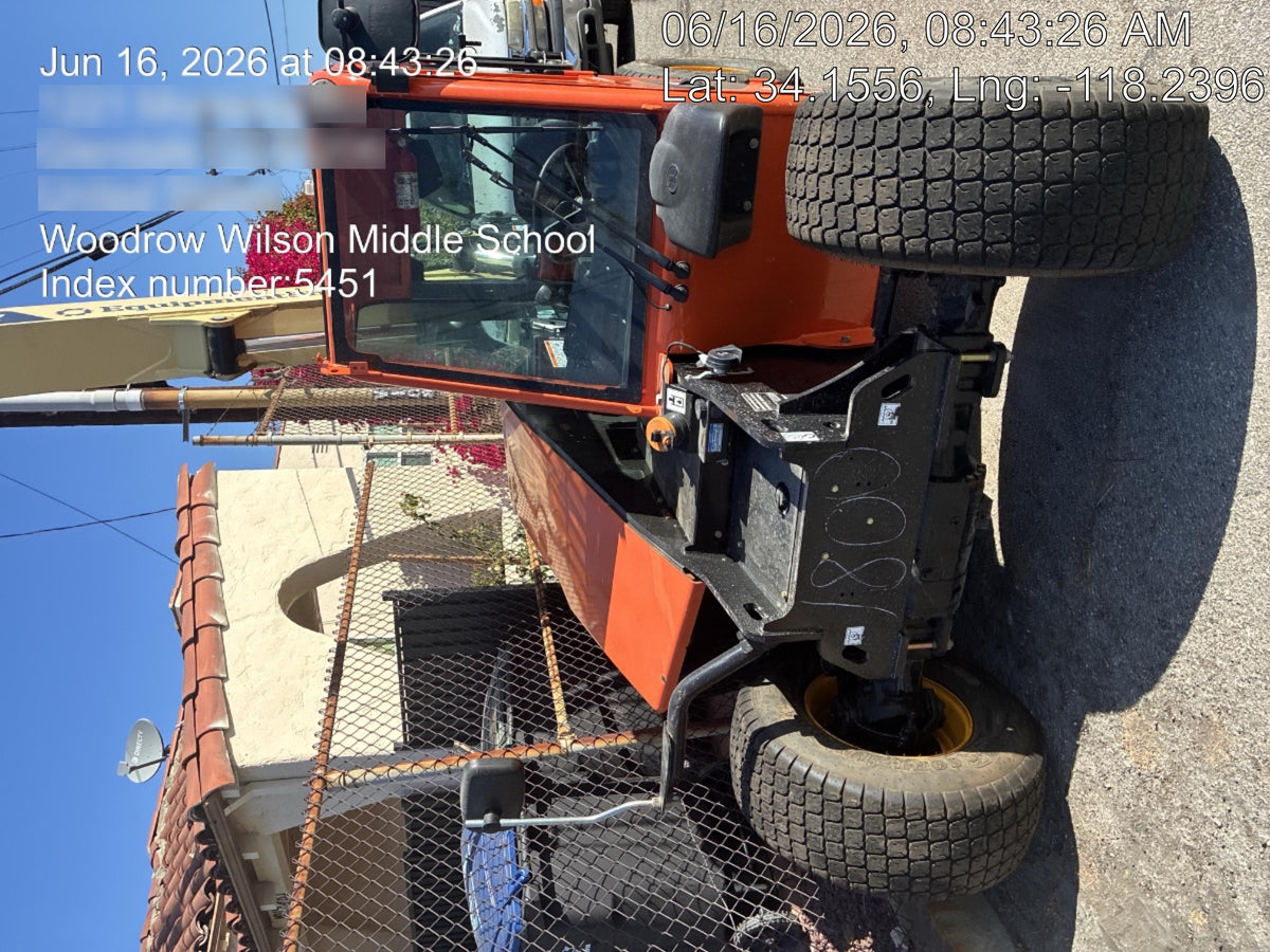 2025 JLG 519