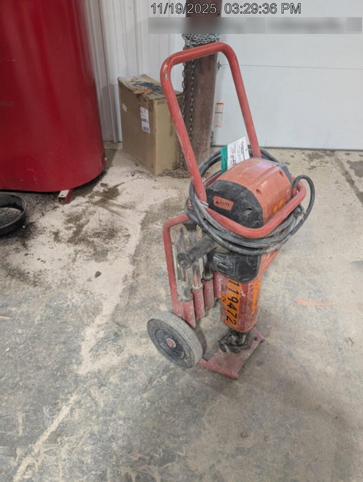 2020 HILTI TE 3000-AVR
