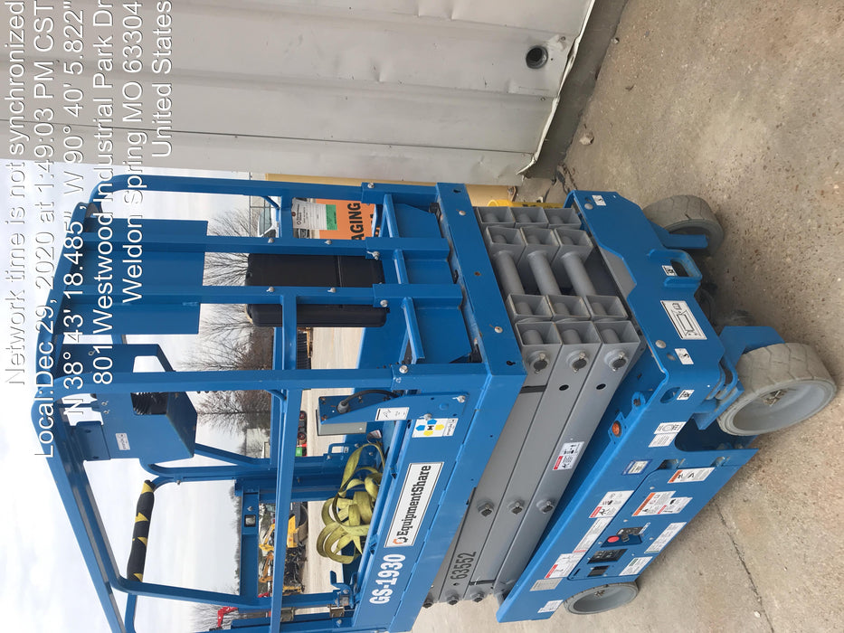 2020 Genie GS-1930 Solid Non Marking Tires, Beacon, Folding rails with half height swing gate