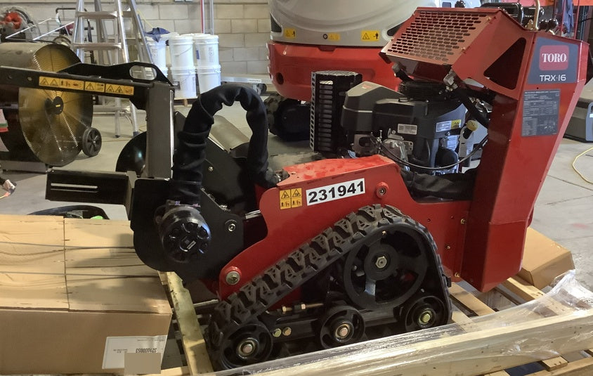 2022 TORO TRX-16