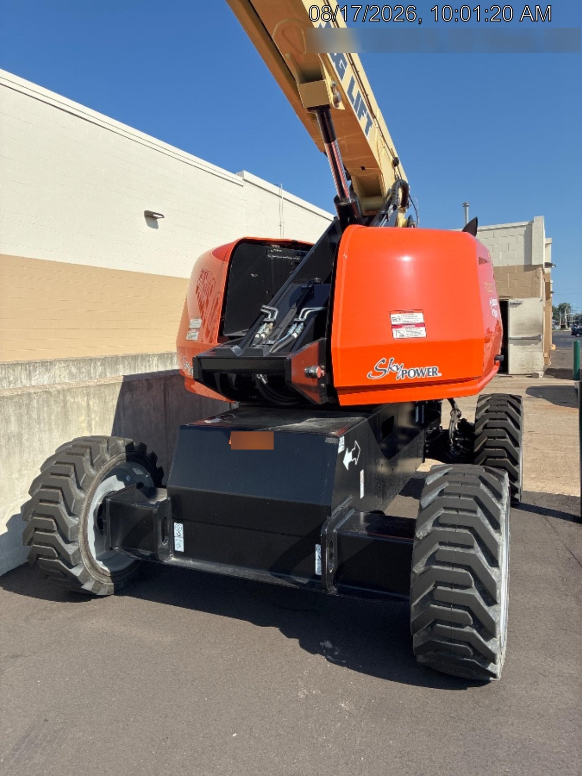 2025 JLG 660SJ