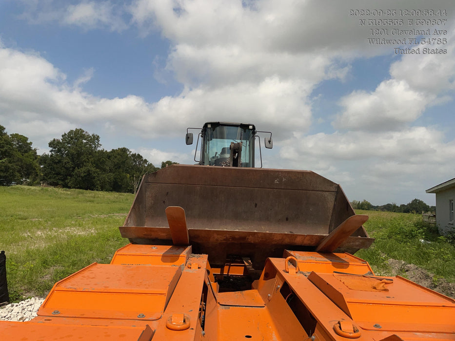 2018 Case 821G CLOSED CAB, 1 FUNCTION, JRB 418 STYLE HYD COUPLER