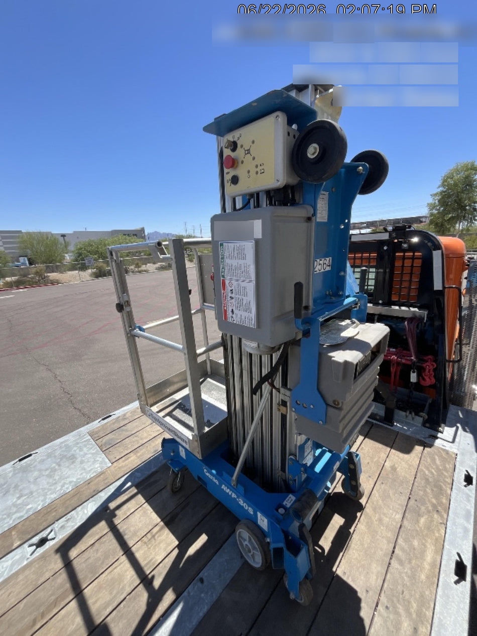 2019 GENIE AWP-30S