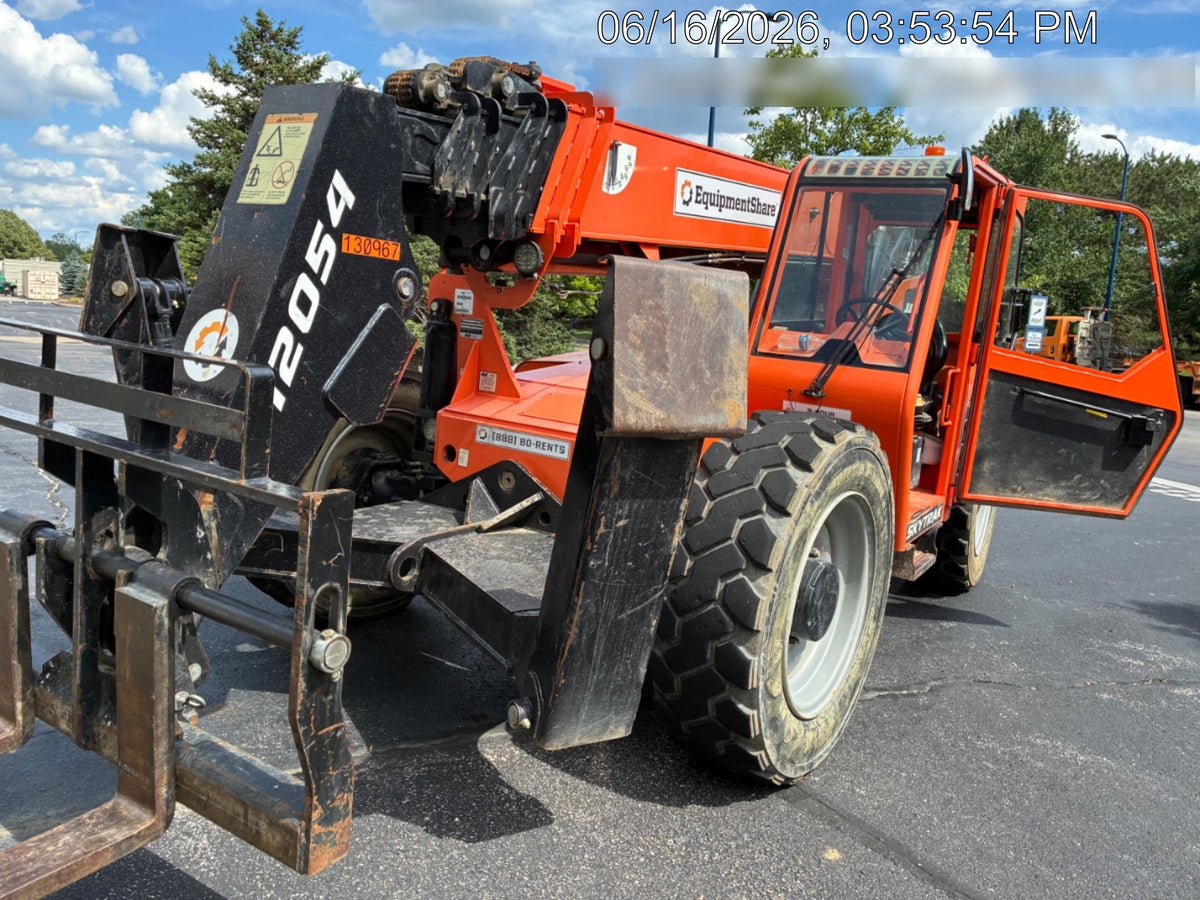 2021 SKYTRAK 12054