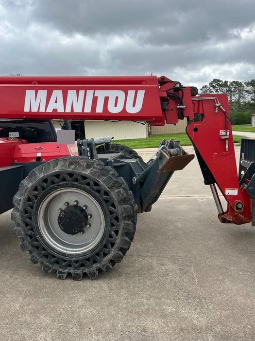 2018 Manitou MTA10055 Manitou MTA 10055 w/Cab/Heat/AC, Work Lights/Strobe, Aux Hyd, Solid Tires, Lift Hook, 66" Carriage, 60" Forks