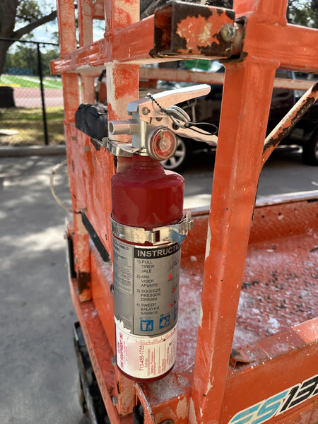 2021 JLG ES1330L