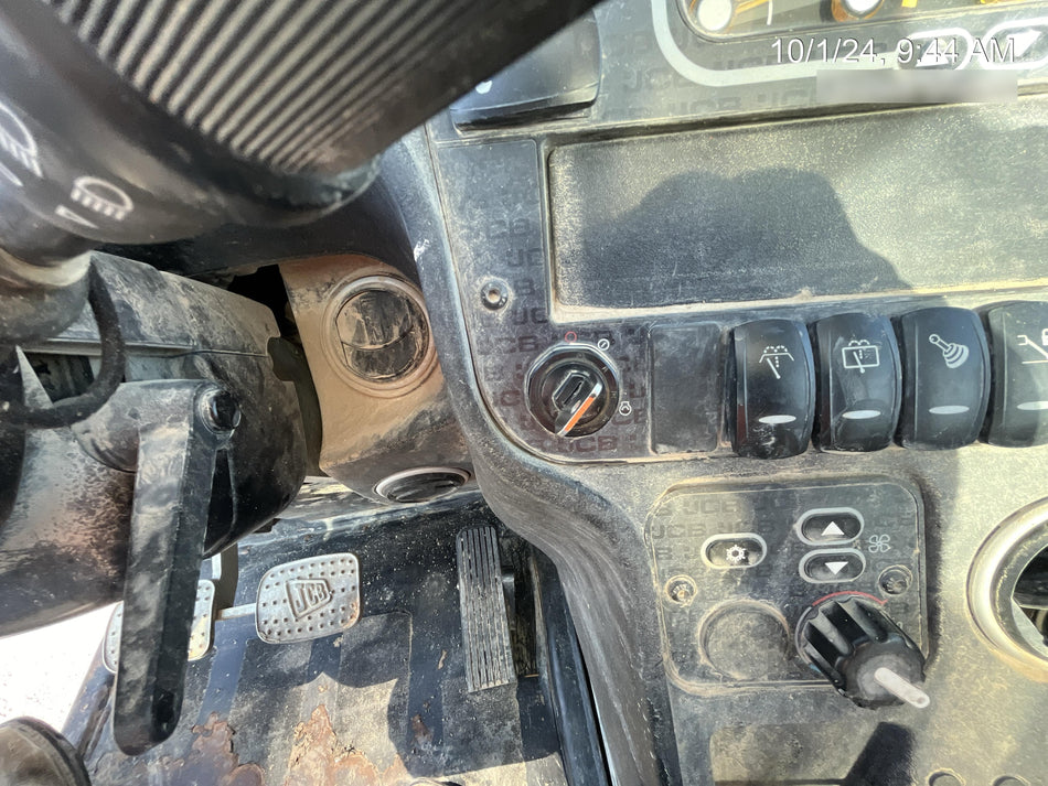 2021 JCB 512-56