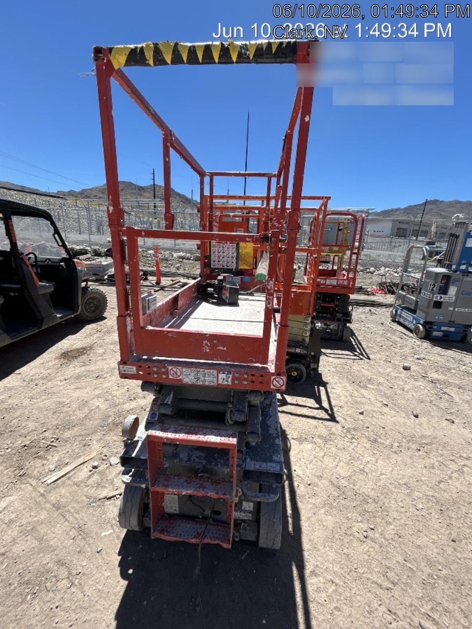 2020 Skyjack SJIII-3219 Solid NM Tires, Half height spring hinged entry gate, Dual Beacons, 800W Inverter