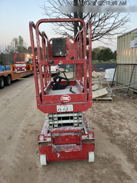 2019 MEC 1330SE MEC 1330SE w/ES Track Hardware, Full Extended 2 Year Warranty
