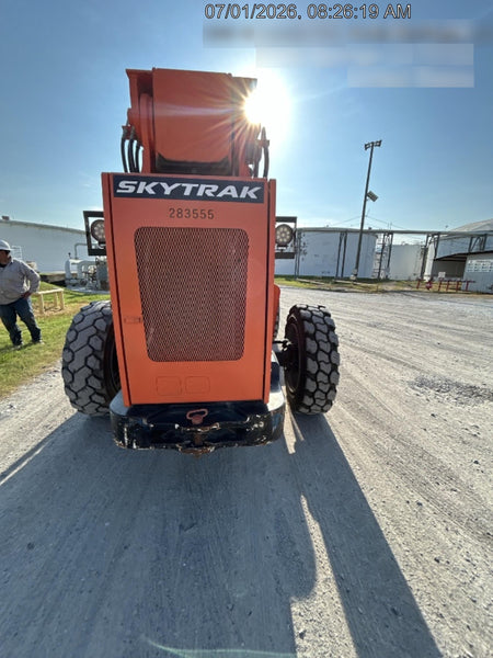 2022 SKYTRAK 8042