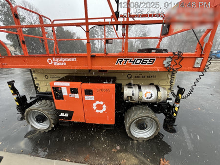 2023 JLG RT4069