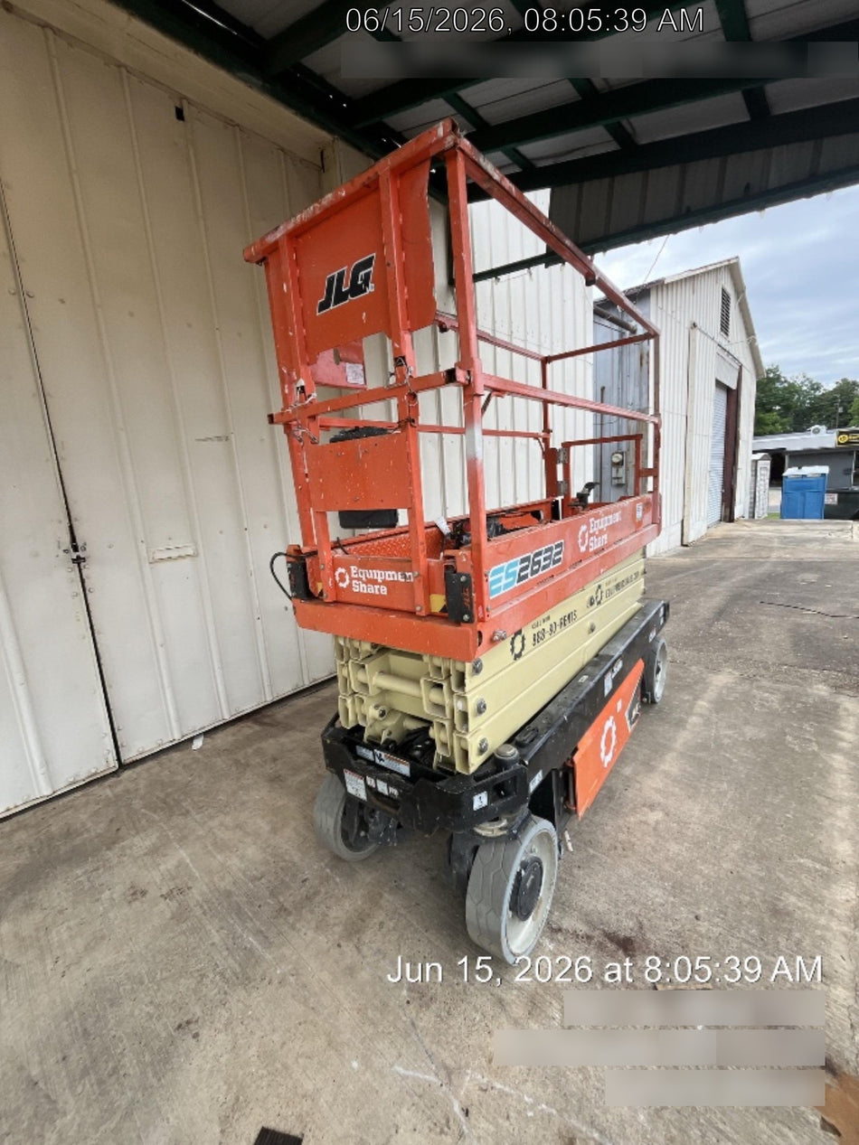 2023 JLG ES2632