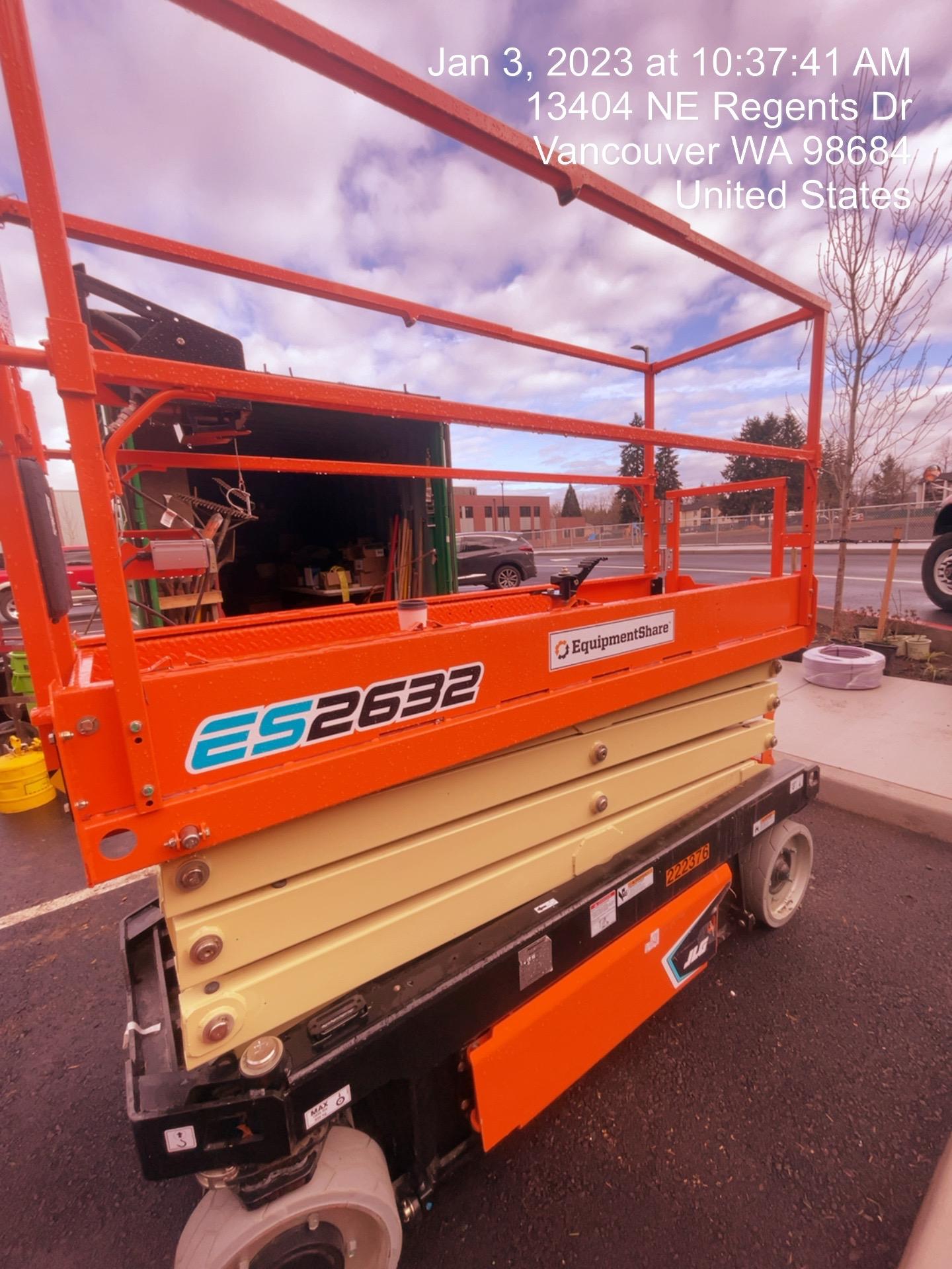 2022 JLG ES2632