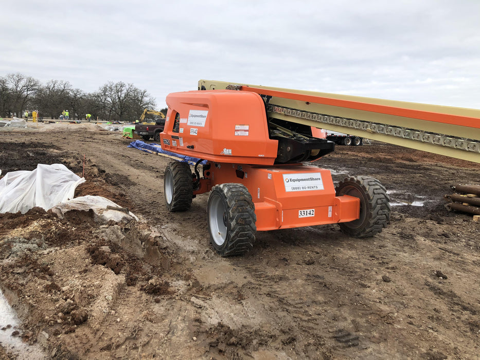 2019 JLG 660SJ