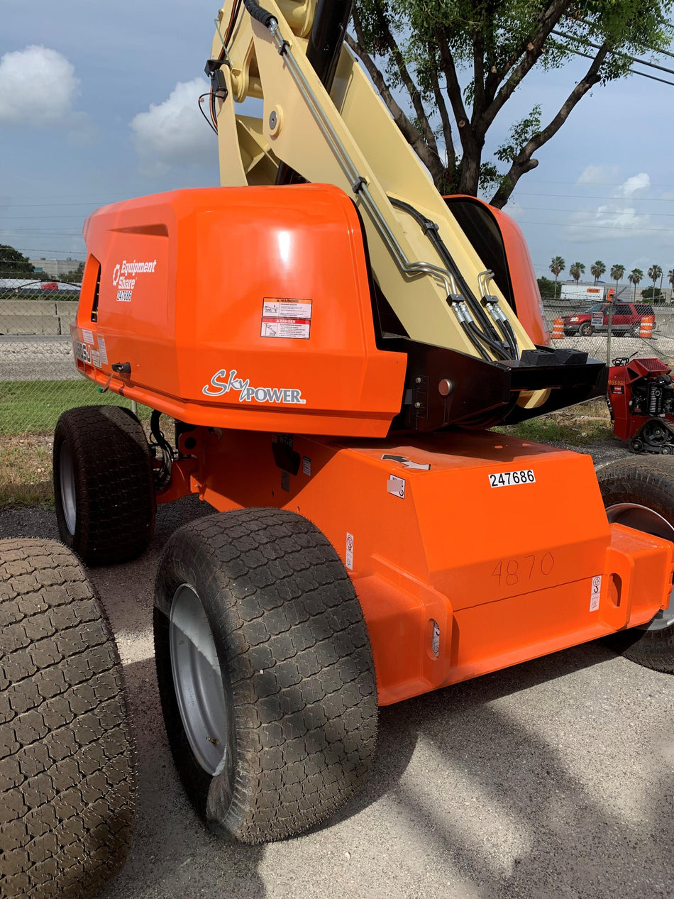 2022 JLG 660SJ