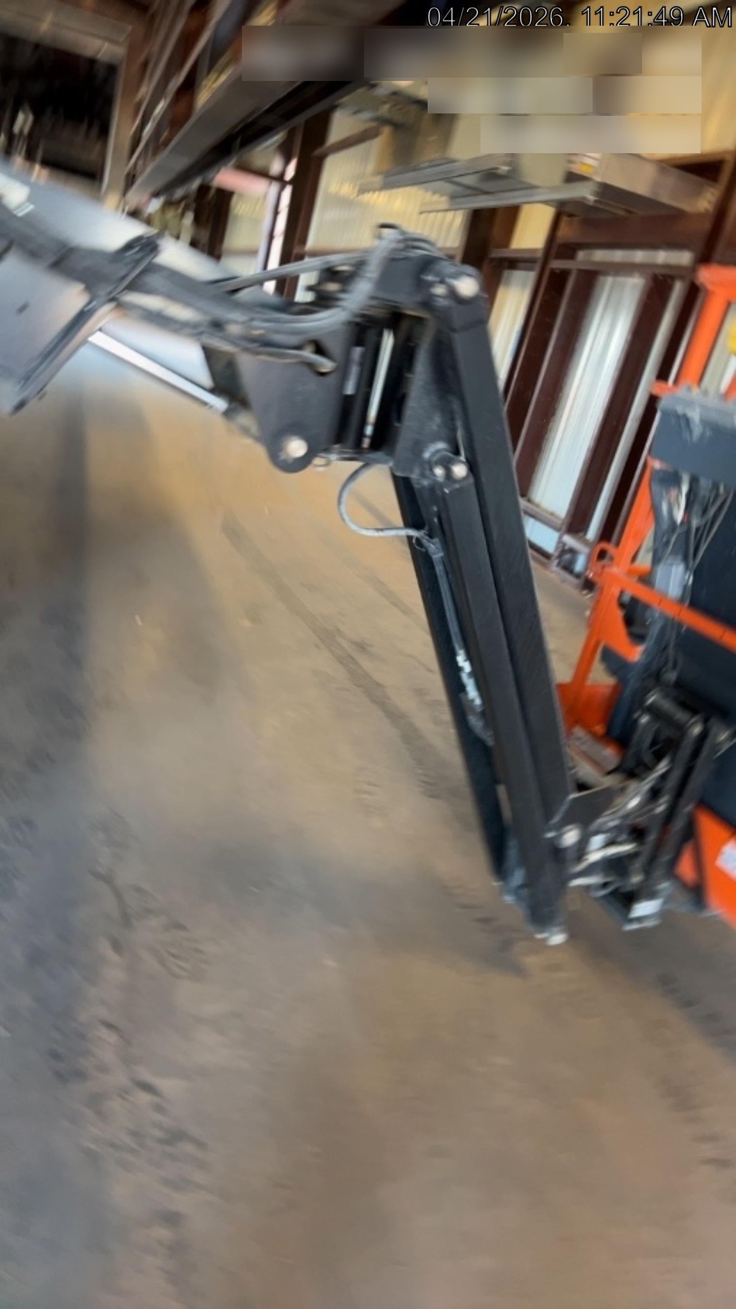 2025 JLG E300AJP