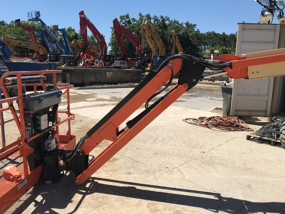 2019 JLG 600AJ
