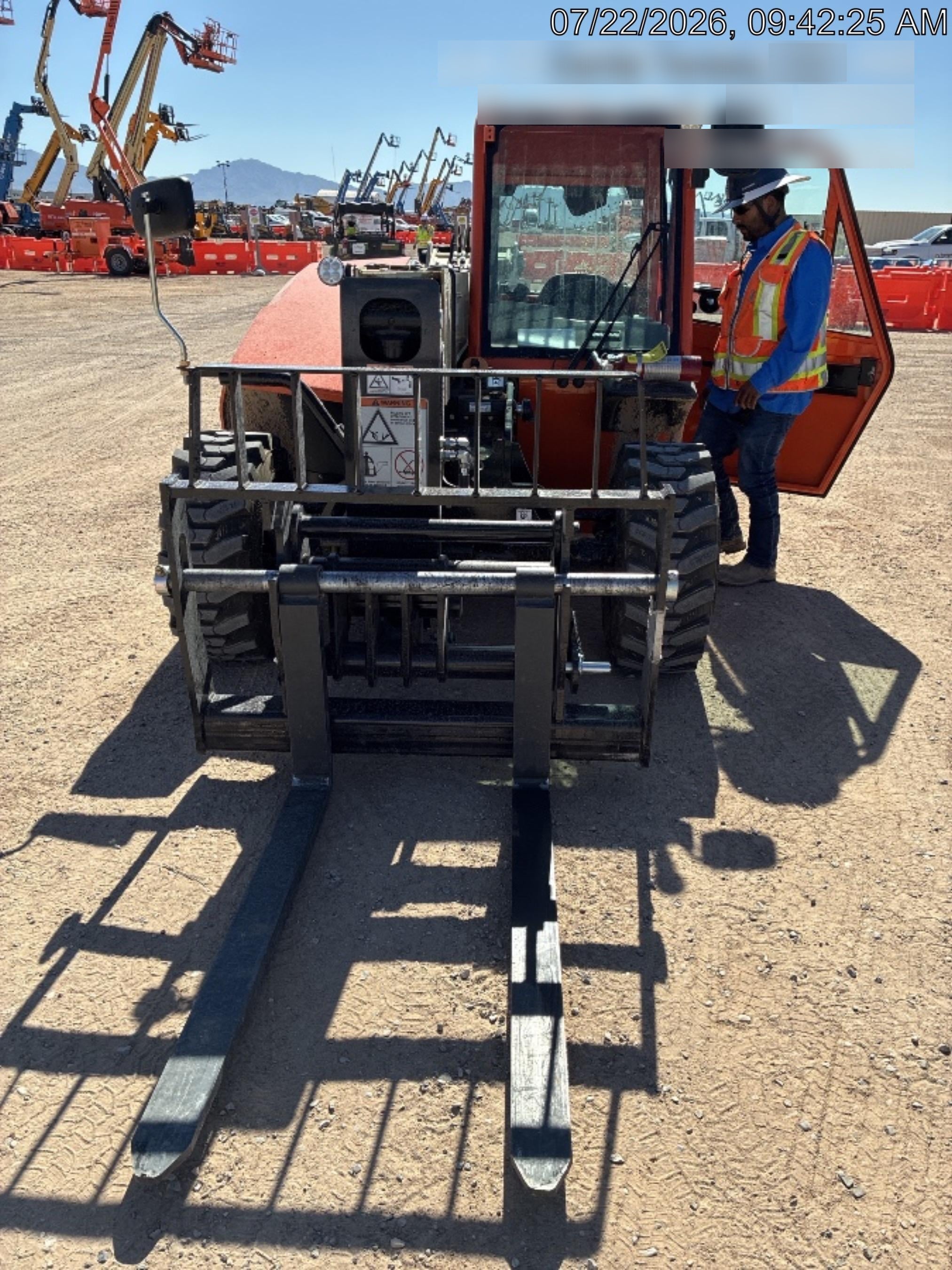 2026 JLG 519