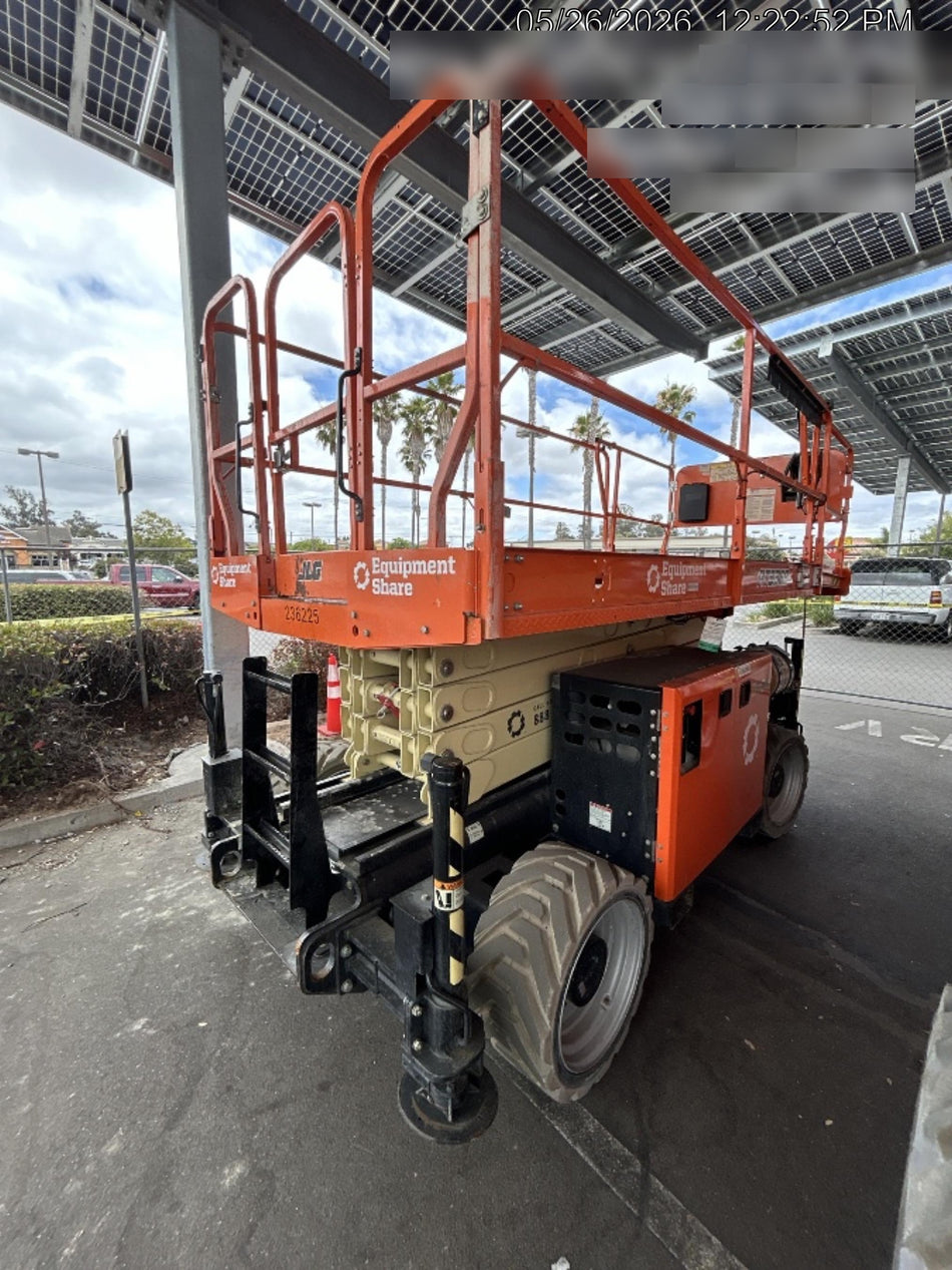2025 JLG RT4394