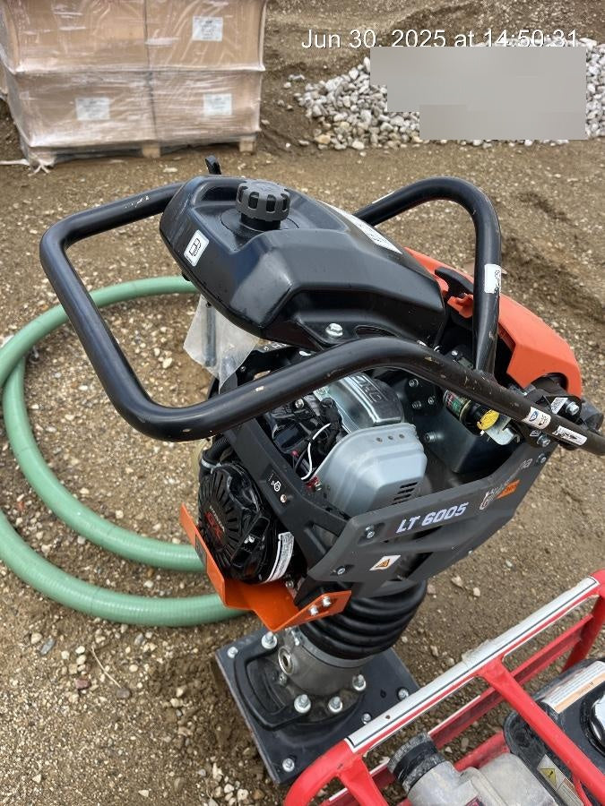 2024 HUSQVARNA LT6005