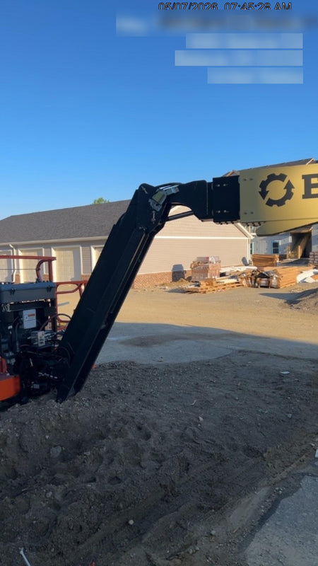 2025 JLG 660SJ