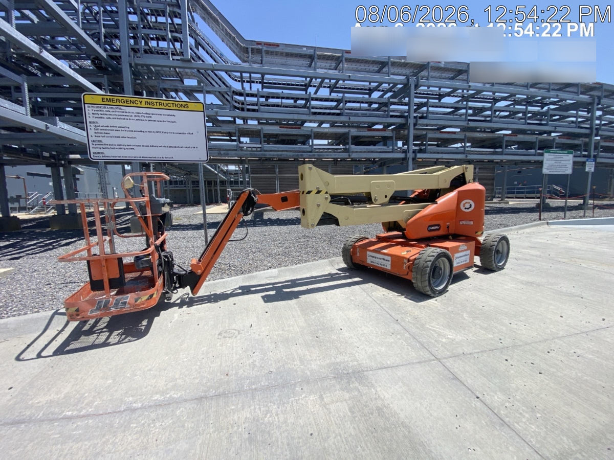 2022 JLG E450AJ
