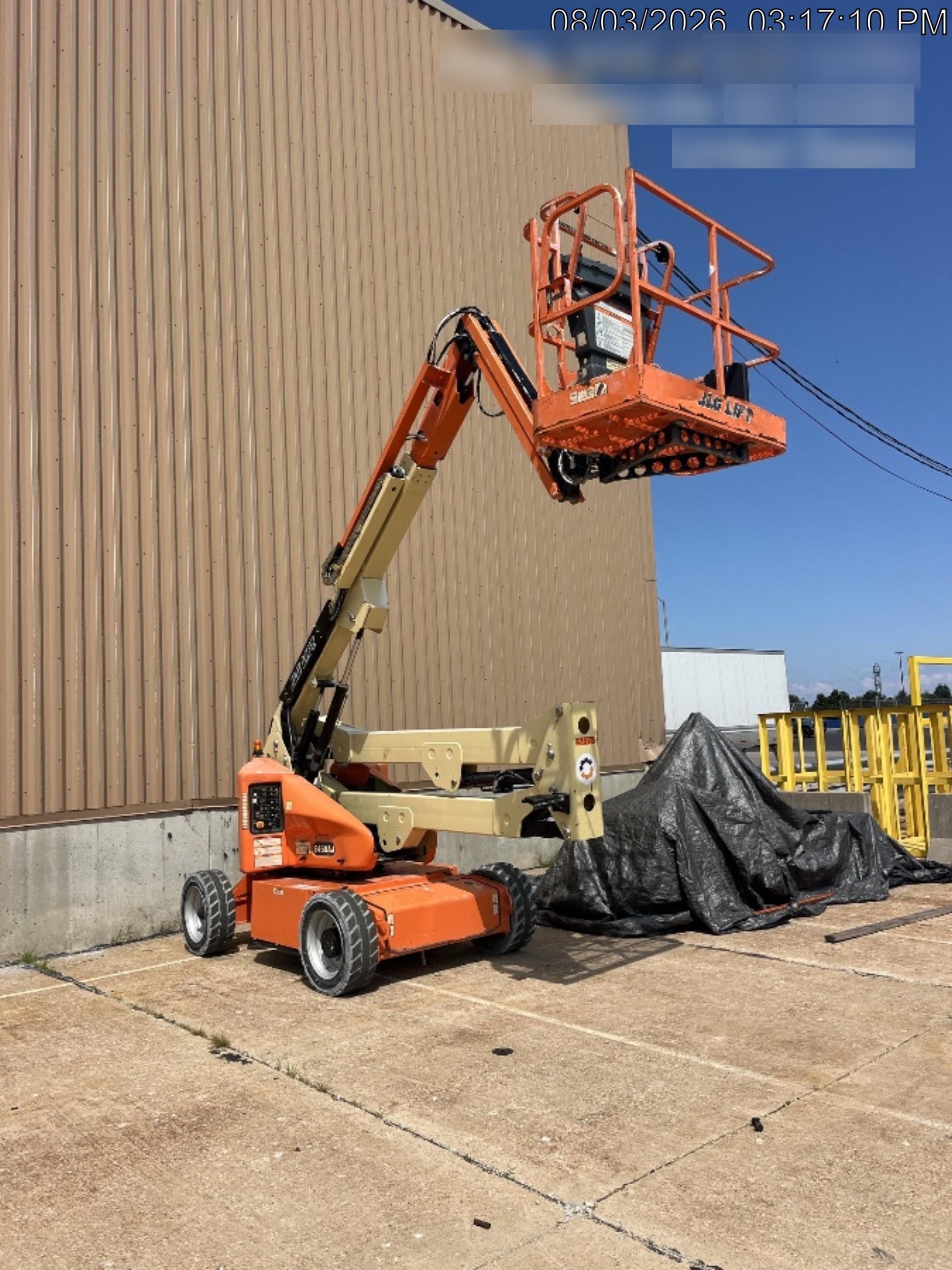2019 JLG E450AJ