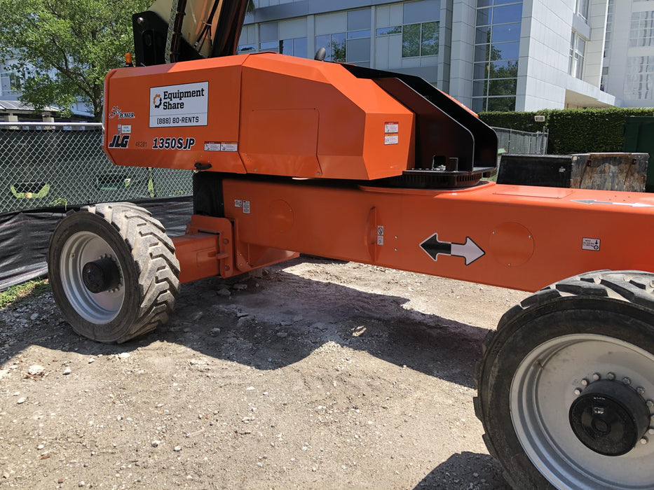 2019 JLG 1350SJP